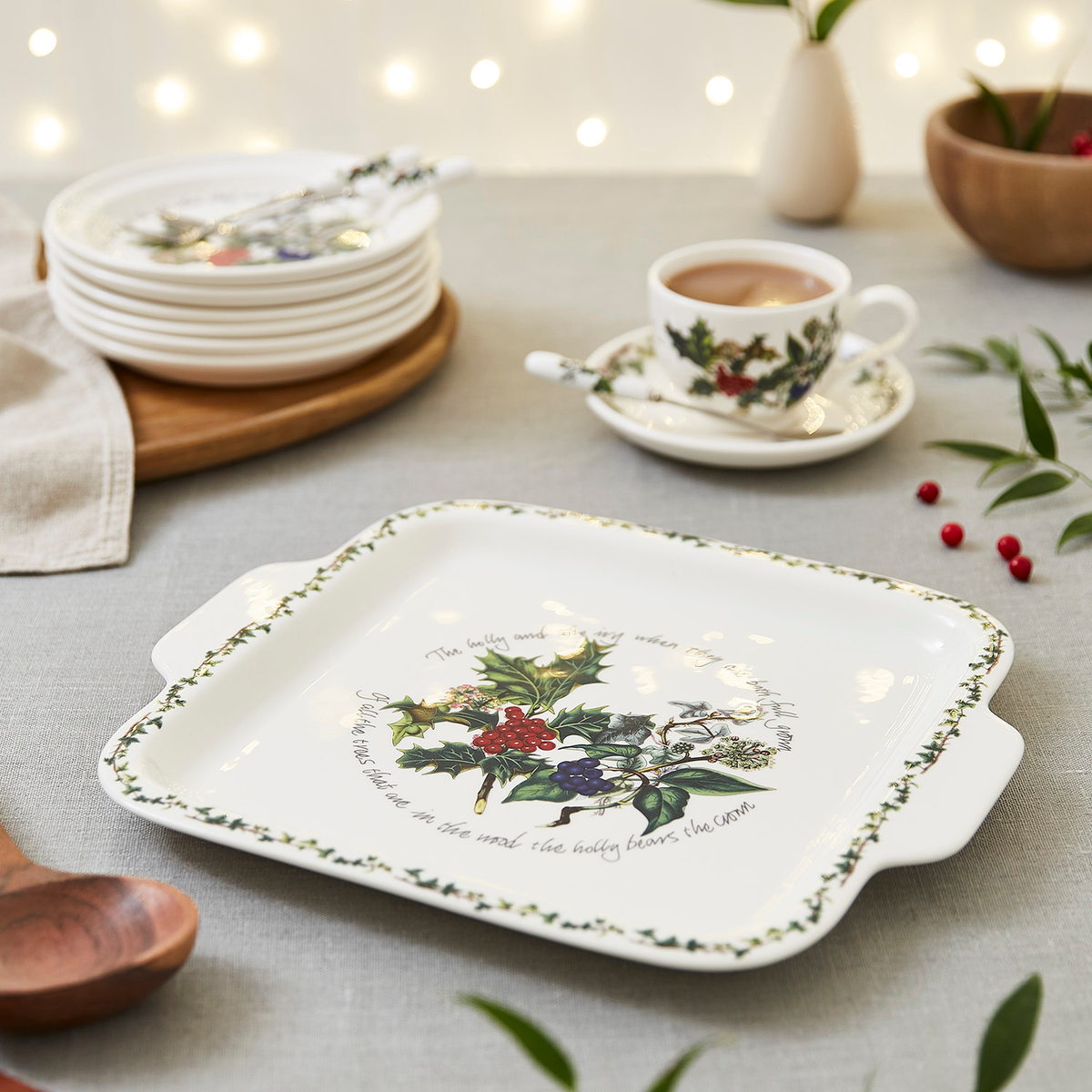 The Holly and the Ivy Square Cake Plate image number null